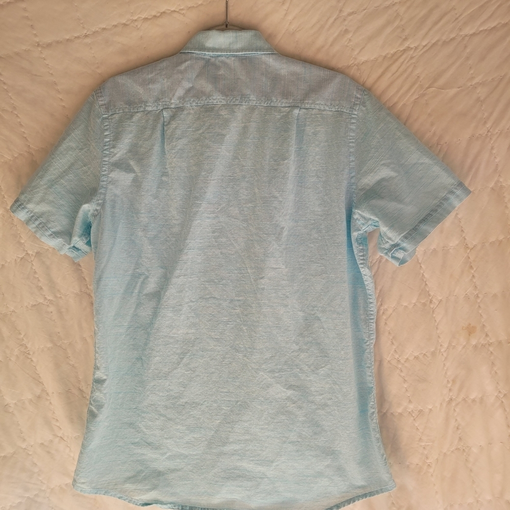 IZOD Saltwater Blue And White Pinstripe Short Sleeve Cotton Button Up Size M - Picture 2 of 7